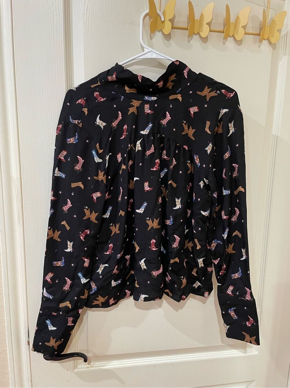 NWT ZARA Western/Cowboy theme print blouse